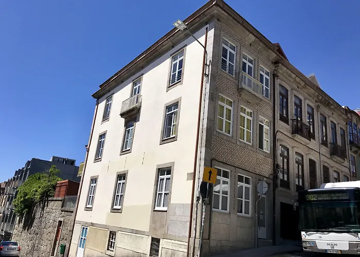 Urban Garden Porto CentralHostal