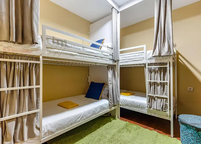 Garden In Town Hostel